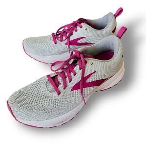 BROOKS WOMEN'S 5 REVEL GREY/WHITE/BATON ROUGE SZ 10
